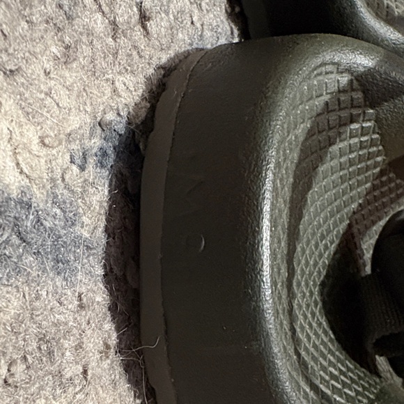 Chaco Green Z-2 Classic Strap Slip On Water Hiking Gorpcore Sandals Size 9 Men - Picture 3 of 9